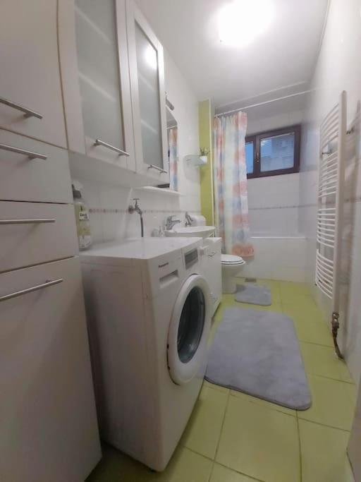 Spacious Condo Near Bascarsija - Free Parking Σαράγεβο Εξωτερικό φωτογραφία