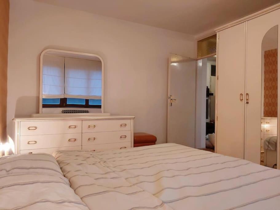 Spacious Condo Near Bascarsija - Free Parking Σαράγεβο Εξωτερικό φωτογραφία